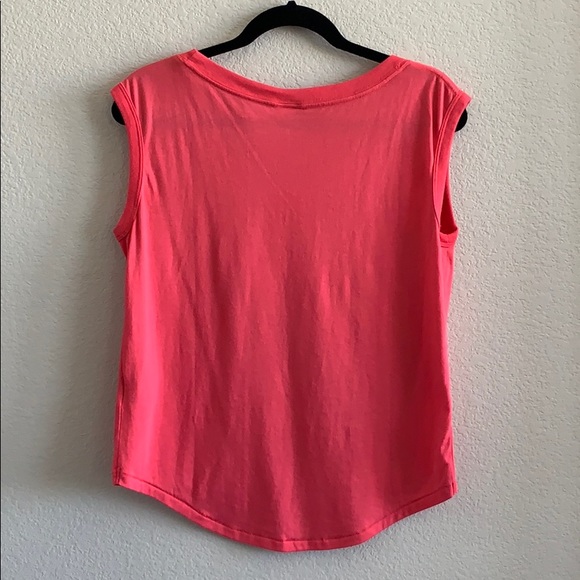 Nike Sleeveless Top - Picture 2 of 3